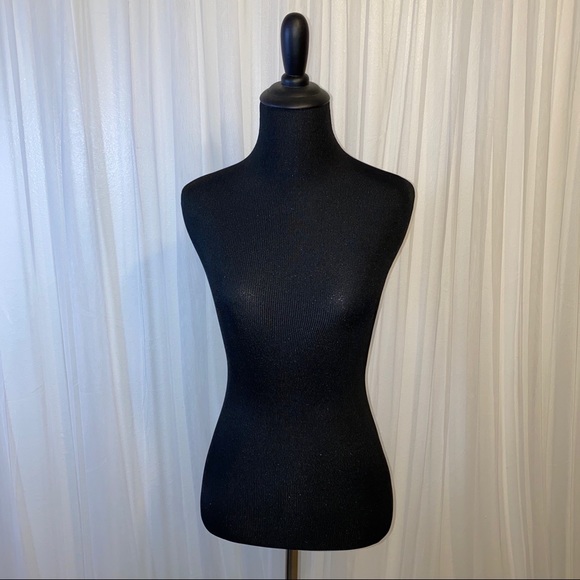 Meet your Posher, Rachael - Picture 2 of 2